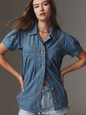 Anthropologie Pilcro Short-Sleeve Button-Front
Babydoll Blouse M